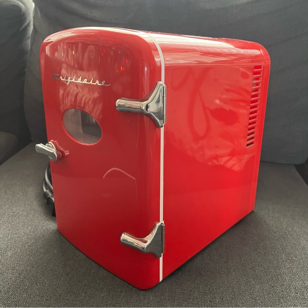 Frigidaire Red Mini Fridge - Picture 2 of 7
